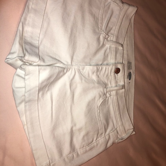 Old Navy shorts white - Picture 2 of 3